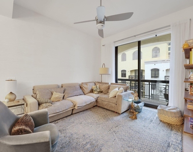 801 S Olive Avenue - Photo Thumbnail 1