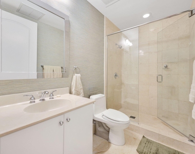 801 S Olive Avenue - Photo Thumbnail 20
