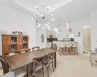 801 S Olive Avenue - Photo Thumbnail 6