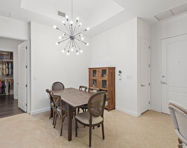 801 S Olive Avenue - Photo Thumbnail 8