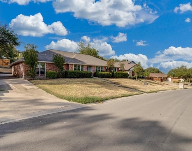 7717 Woodside Hill - Photo Thumbnail 3