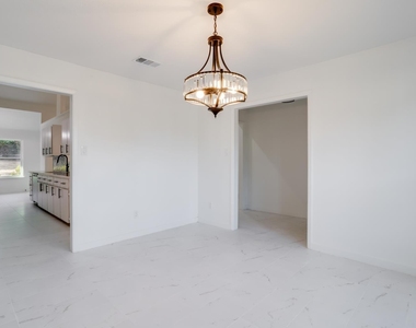 7717 Woodside Hill - Photo Thumbnail 18