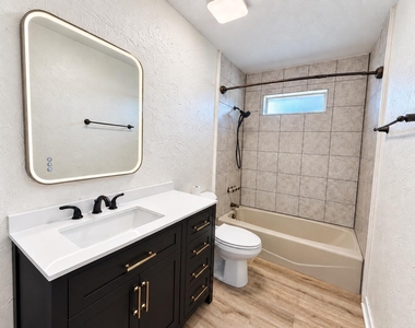 6913 Kerilan Lane - Photo Thumbnail 8