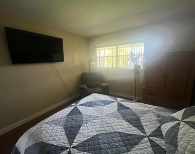 336 Brittany G Avenue - Photo Thumbnail 14
