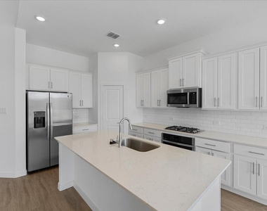 3001 Brainerd Drive - Photo Thumbnail 3