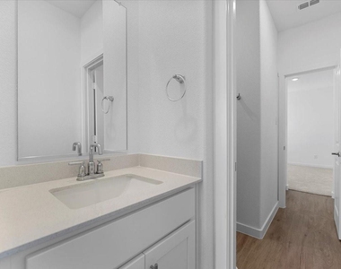 3001 Brainerd Drive - Photo Thumbnail 11