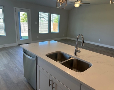 1410 Old Stead Drive - Photo Thumbnail 25