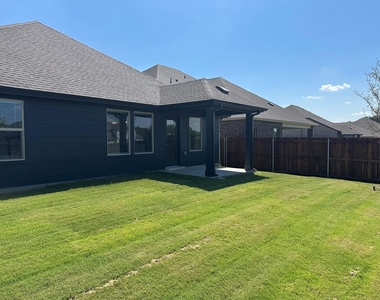 1410 Old Stead Drive - Photo Thumbnail 33