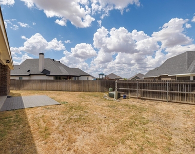 7446 Sleepy Hollow Lane - Photo Thumbnail 34