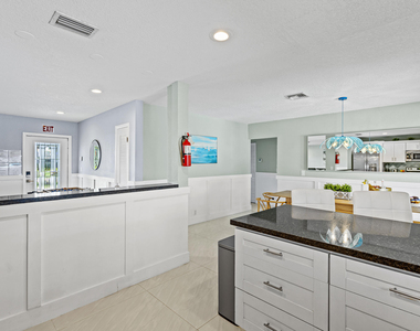 1422 Coolidge Street - Photo Thumbnail 11