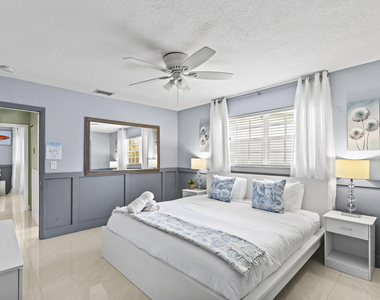 1422 Coolidge Street - Photo Thumbnail 14