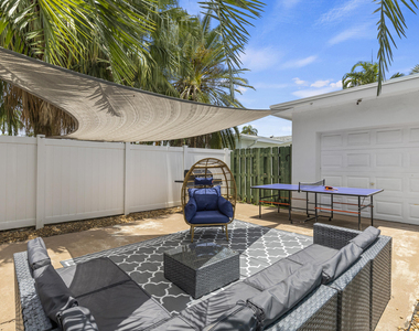 1422 Coolidge Street - Photo Thumbnail 37