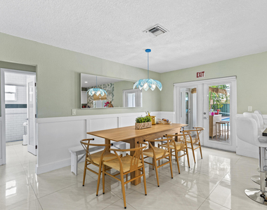 1422 Coolidge Street - Photo Thumbnail 7