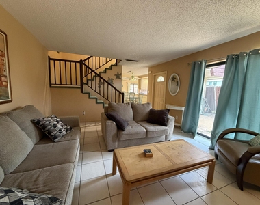 9403 S Ocean Drive - Photo Thumbnail 2