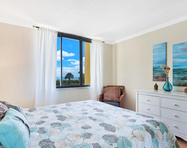 300 Ocean Trail Way - Photo Thumbnail 18