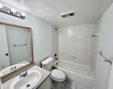 10006 Winding Lake Road - Photo Thumbnail 10