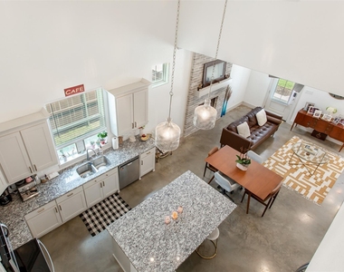 229 E 5th Street - Photo Thumbnail 27
