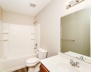 716 Wrigley Drive - Photo Thumbnail 13
