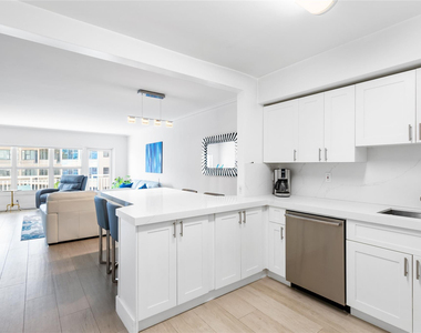 3850 Galt Ocean Drive - Photo Thumbnail 15