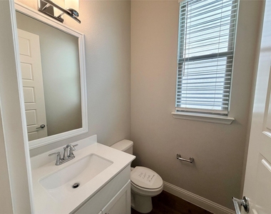 4271 Runway Mews - Photo Thumbnail 9