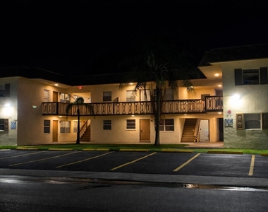 3721 Sw 59th Terrace - Photo Thumbnail 1