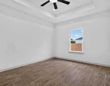 5849 Black Pine Circle - Photo Thumbnail 13