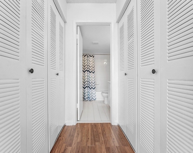 167 Yacht Club Way - Photo Thumbnail 15