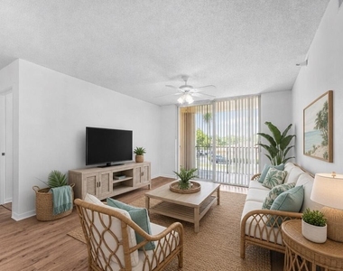 167 Yacht Club Way - Photo Thumbnail 8