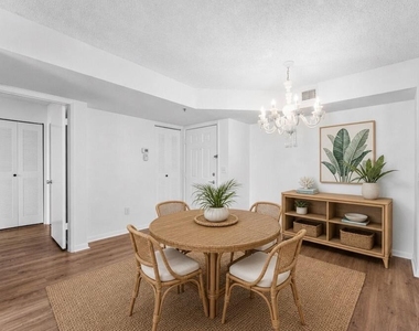 167 Yacht Club Way - Photo Thumbnail 4
