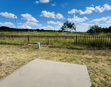 1622 Summer Hill Court - Photo Thumbnail 13