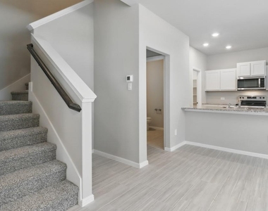 3024 Pecan Farm Lane - Photo Thumbnail 8