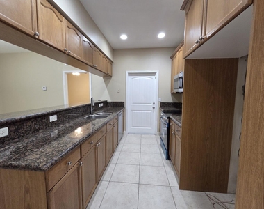 4653 Villas Santorini Drive - Photo Thumbnail 8