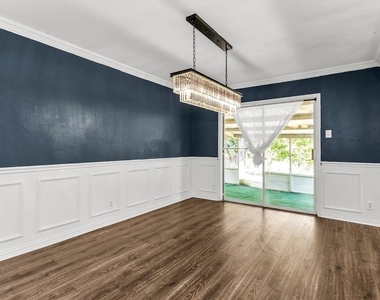 2914 Harvard Street N - Photo Thumbnail 25
