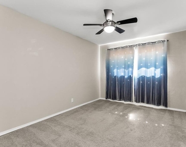 2914 Harvard Street N - Photo Thumbnail 26
