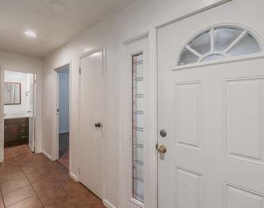 611 Lost Springs Court - Photo Thumbnail 2