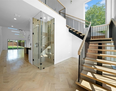 4811 W University Boulevard - Photo Thumbnail 4