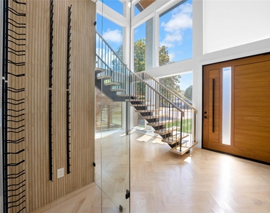 4811 W University Boulevard - Photo Thumbnail 3