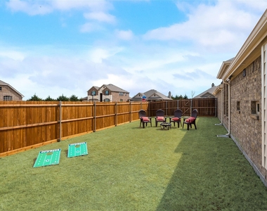 639 Devonshire Drive - Photo Thumbnail 24