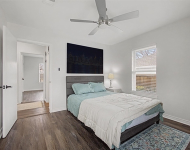 7210 Hickory Street - Photo Thumbnail 4