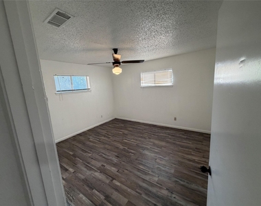 101 5th Street - Photo Thumbnail 15