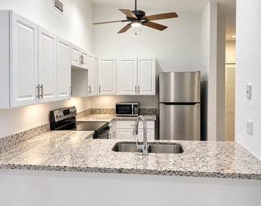 283 Springdale Circle - Photo Thumbnail 10