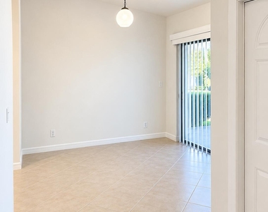 283 Springdale Circle - Photo Thumbnail 14