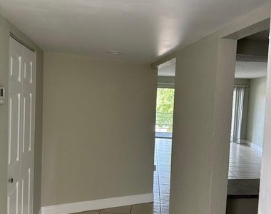 4205 N University Drive - Photo Thumbnail 28