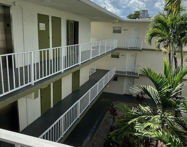 4205 N University Drive - Photo Thumbnail 30