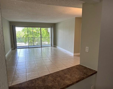 4205 N University Drive - Photo Thumbnail 21