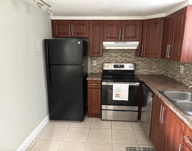 4205 N University Drive - Photo Thumbnail 26