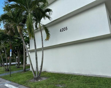 4205 N University Drive - Photo Thumbnail 32