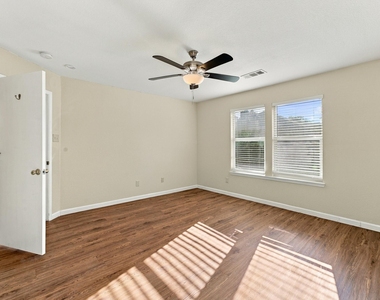 13136 Harvest Ridge Road - Photo Thumbnail 23