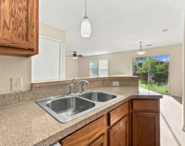 13136 Harvest Ridge Road - Photo Thumbnail 17