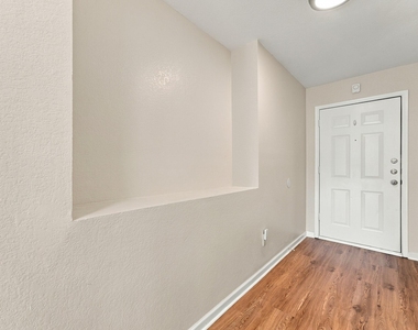 13136 Harvest Ridge Road - Photo Thumbnail 2